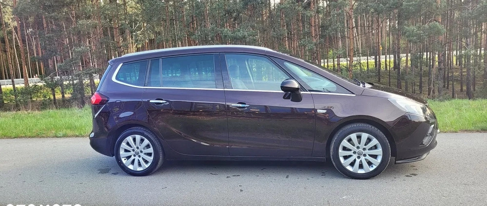 Opel Zafira cena 28900 przebieg: 260000, rok produkcji 2013 z Dęblin małe 352
